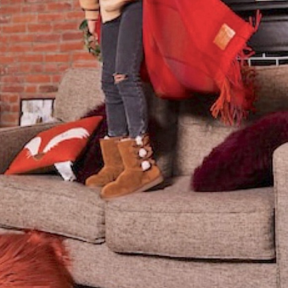 Koolaburra by UGG Victoria Short Boot Cognac Kids Size 5 - Picture 11 of 11